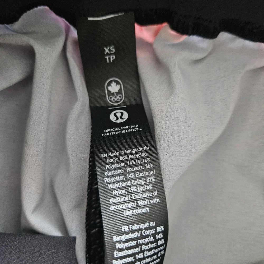 NWT RARE Lululemon Team Canada Swift High-Rise Short 6.5